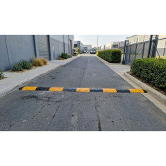 Ralentisseur de vitesse en caoutchouc pour parking – 50 cm